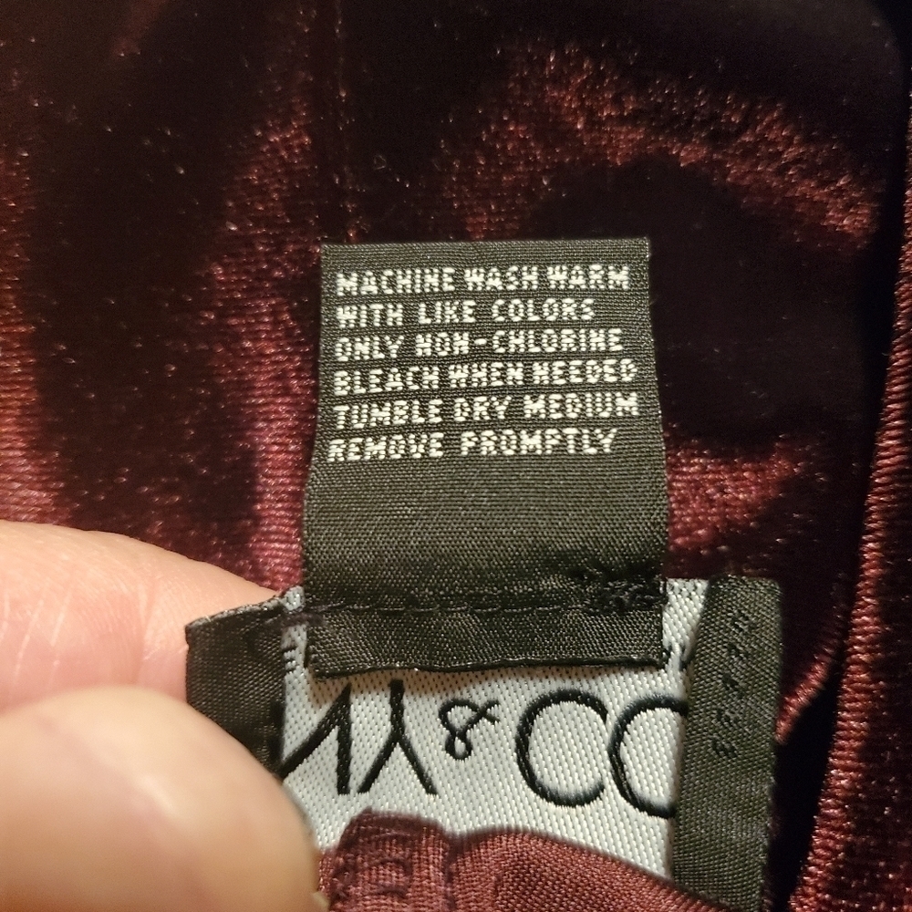 NY&Co Velvet Sheath Dress Sleeveless Merlo… - Picture 5 of 5